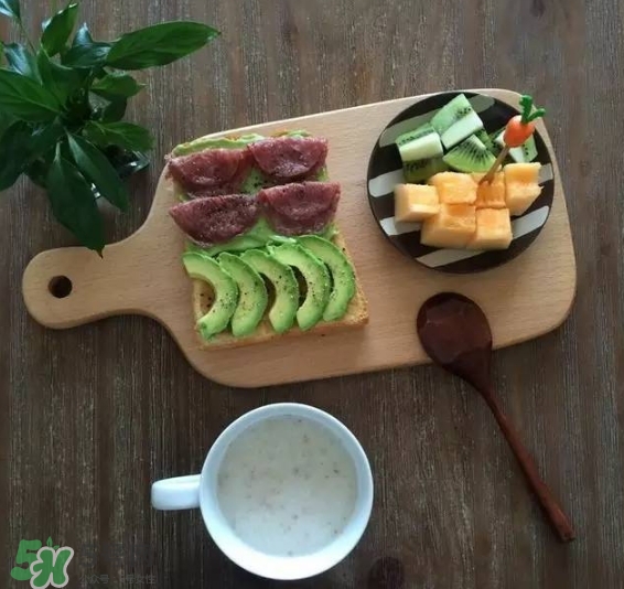 牛油果是什么味道？牛油果是甜的嗎？