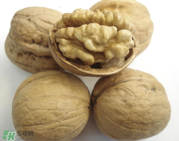 核桃什么時候吃最好？核桃一次吃多少為宜？