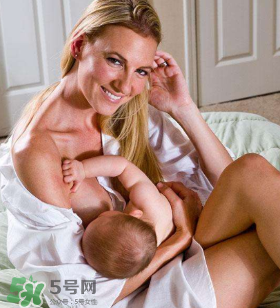 寶寶突然不吃母乳了怎么回事？寶寶不吃母乳是為什么？