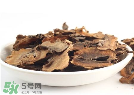 核桃分心木可以煲湯嗎？核桃分心木可以和枸杞泡水嗎？