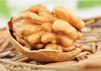 核桃磨成粉還有營(yíng)養(yǎng)嗎？核桃粉和核桃哪個(gè)更好？