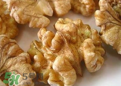 核桃怎么挑選好壞？怎么辨別核桃的好壞？