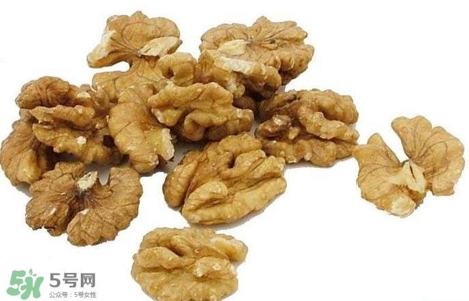 鮮核桃是涼性還是熱性？鮮核桃是發(fā)物嗎？
