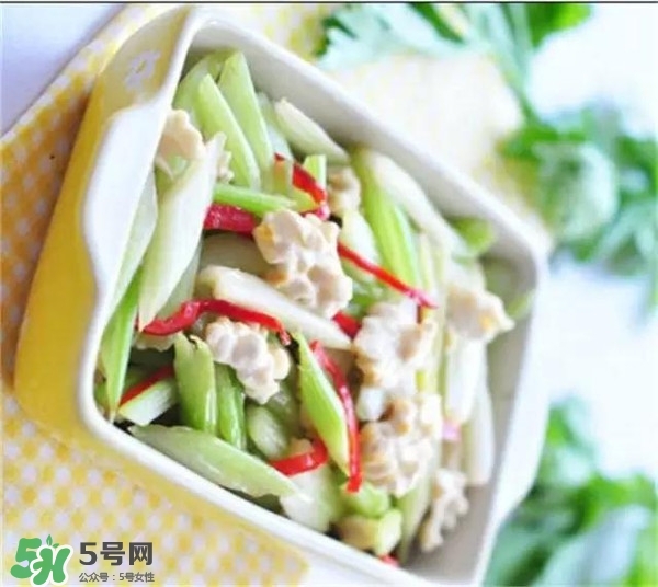 新鮮核桃怎么吃？新鮮核桃怎么給寶寶吃？