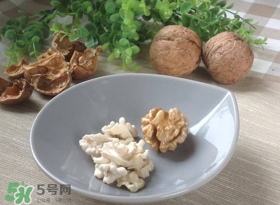 新鮮核桃怎么吃？新鮮核桃怎么給寶寶吃？