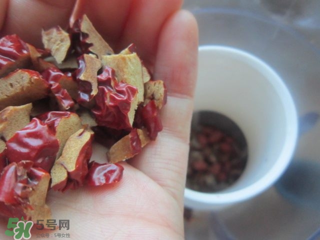 核桃可以和黃豆一起打豆?jié){嗎？核桃和什么一起打豆?jié){好？