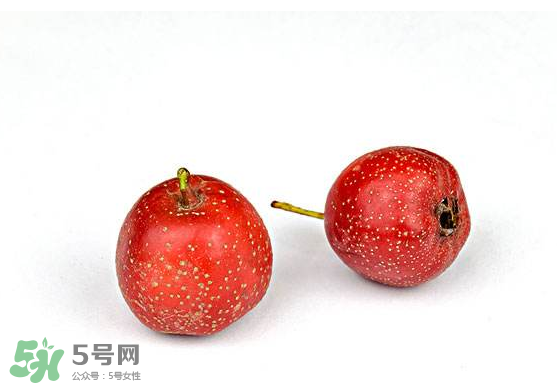 山楂和菊花能一起泡水喝嗎？