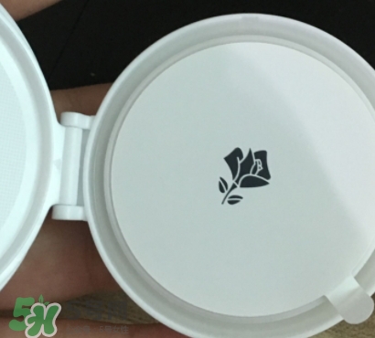 蘭蔻小粉盒適合什么膚質(zhì)？