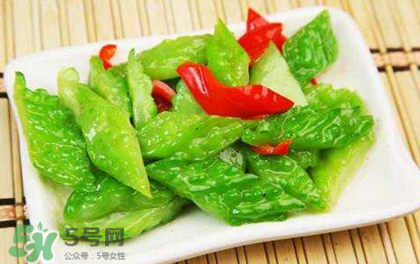 什么泡水喝能清熱降火？清熱降火吃什么？