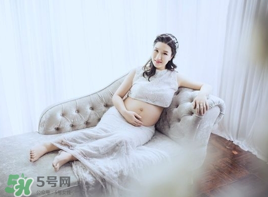 孕婦坐火車需要證明嗎？孕婦坐火車吃什么？