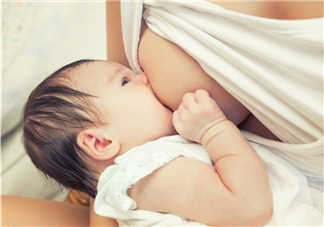 母乳寶寶幾個(gè)月添加輔食？母乳寶寶添加輔食的時(shí)間介紹