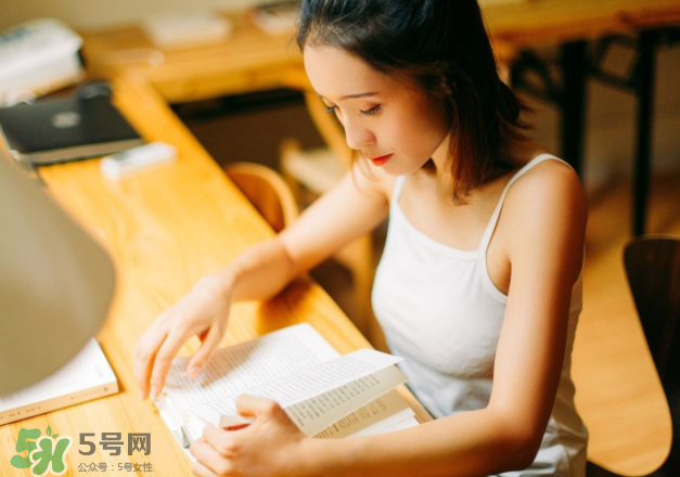 乳腺炎不發(fā)燒能喂奶嗎？乳腺炎輸液能喂奶嗎?