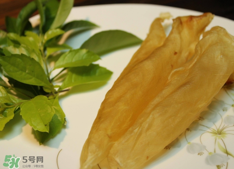 花膠怎么挑選？花膠多少錢(qián)一斤？