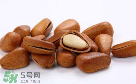 松子不能和什么一起吃？松子什么人不能吃