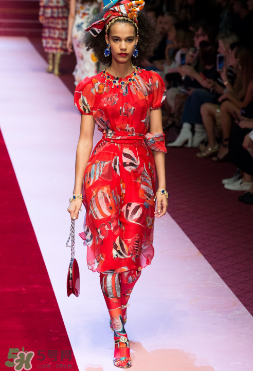 dolce gabbana2018春夏系列服裝怎么樣_好看嗎？
