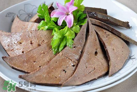 豬肝是發(fā)物嗎？豬肝是回奶的嗎