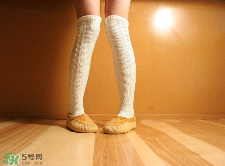 風(fēng)濕會(huì)引起發(fā)燒嗎？風(fēng)濕會(huì)引起胎停嗎？