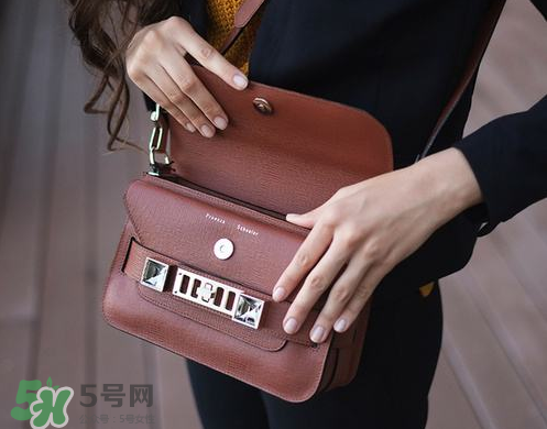 proenza schouler是什么牌子？proenza schouler是奢侈品嗎？