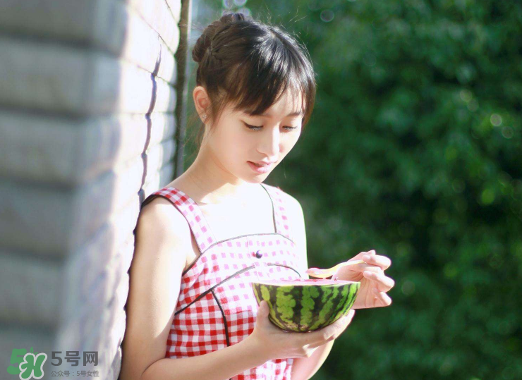 結(jié)膜炎眼睛腫了怎么辦？結(jié)膜炎眼睛紅幾天能好？