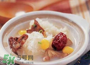 什么食物潤(rùn)肺止咳？潤(rùn)肺止咳湯的做法大全 