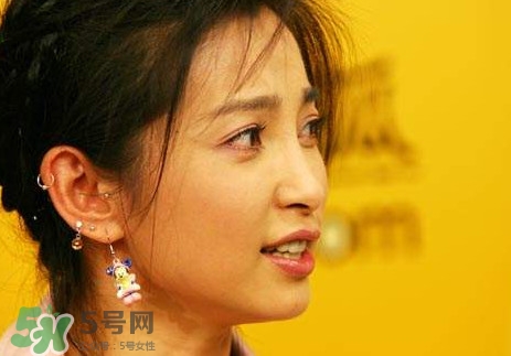 打耳洞什么時(shí)候打最好？新打耳洞癢是怎么回事