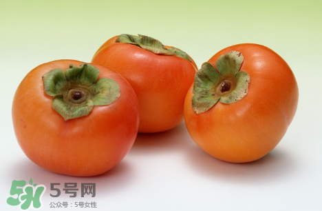 榴蓮和柿子能一起吃嗎？吃完榴蓮可以吃柿子嗎？