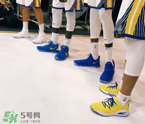 under armour curry 4 low warriors什么時候發(fā)售？