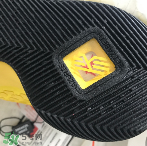 nike kyrie3 mamba mentality怎么樣？歐文3李小龍配色開箱測評