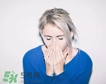 什么藥能治咳嗽？咳嗽分哪幾個(gè)階段？