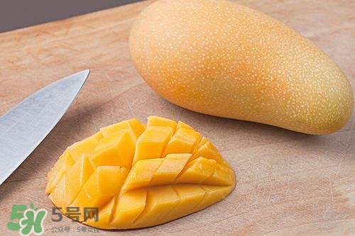 買芒果怎么挑？怎么辨別芒果是不是催熟的？