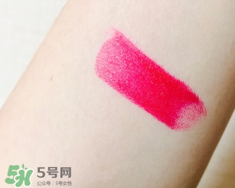 蘭蔻菁純唇膏小紅色是什么顏色？蘭蔻小紅色好看嗎