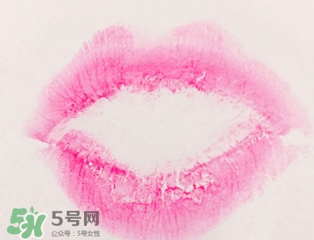 蘭蔻菁純唇膏小紅色是什么顏色？蘭蔻小紅色好看嗎