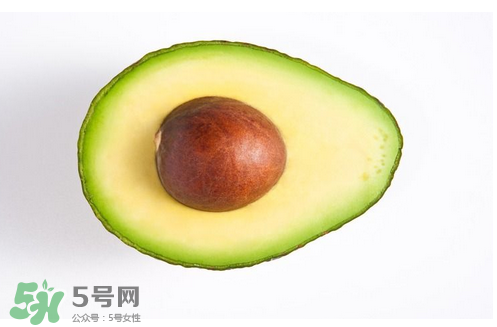 寶寶吃牛油果的好處？寶寶吃牛油果多少合適？