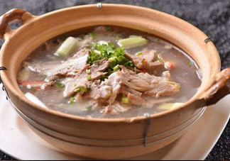 牛骨頭湯要放哪些食材？牛骨頭湯要煮多長時(shí)間