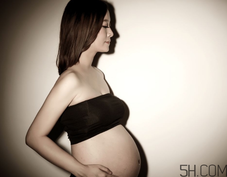 羊水指數(shù)正常范圍是多少？羊水過少的診斷標(biāo)準(zhǔn) 