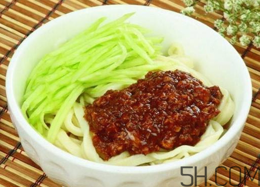 炸醬面用什么醬好？炸醬面可以用甜面醬嗎？