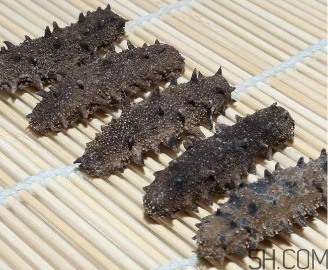 海參顏色深好還是淺好？海參顏色發(fā)白時(shí)怎么回事？