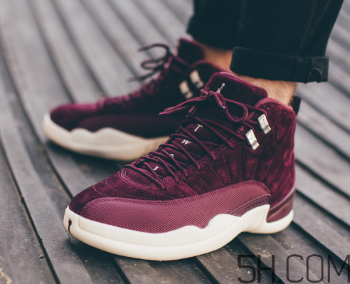 air jordan 12 bordeaux紅酒配色上腳效果怎么樣？