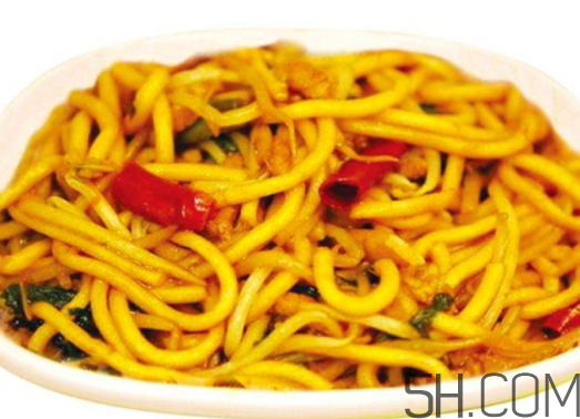 吃炒面會胖嗎？炒面熱量高嗎？