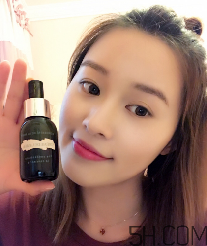 海藍之謎濃縮修護精華露怎么用？使用方法