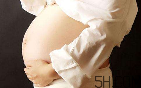 孕晚期肚子疼影響胎兒嗎？孕晚期肚子像來月經(jīng)一樣疼