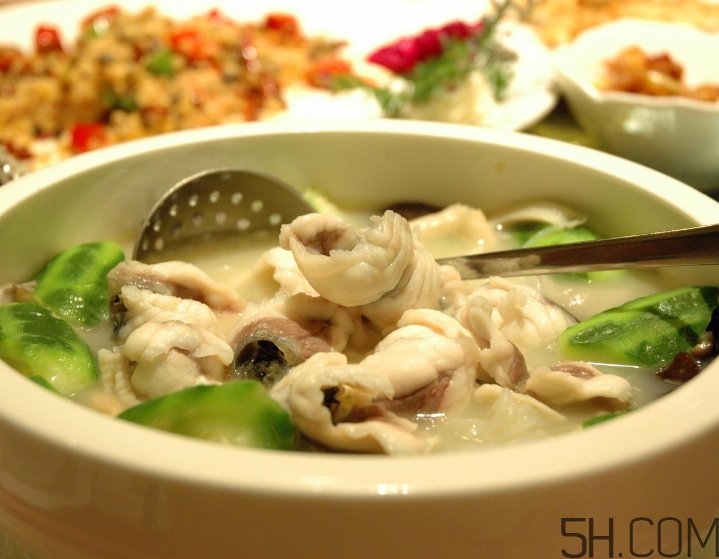 脆肉鯇是淡水魚(yú)嗎？脆肉鯇是怎么養(yǎng)殖的？