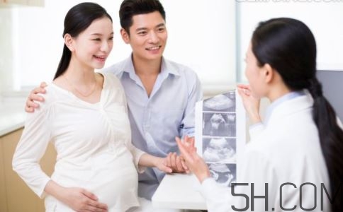 孕晚期真假宮縮怎么分辨？假性宮縮頻繁是快生了嗎？