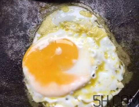 煎雞蛋為什么會有泡沫？炒雞蛋為什么會有泡沫？