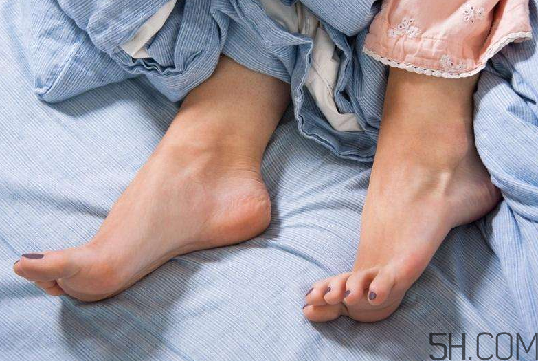 腳氣能用醋泡腳嗎？醋泡腳治腳氣有效嗎？