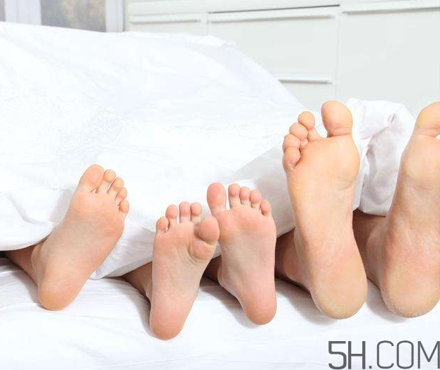 腳氣能用醋泡腳嗎？醋泡腳治腳氣有效嗎？