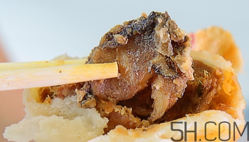鮑魚鮮肉月餅多少錢？鮑魚鮮肉月餅?zāi)睦镔I？