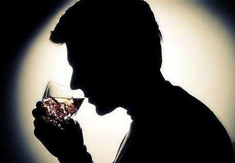 吃偉哥能喝酒嗎？吃偉哥喝酒了有用嗎？