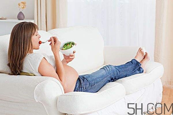 孕婦奶粉可以干吃嗎？孕婦奶粉可以喝到生嗎？