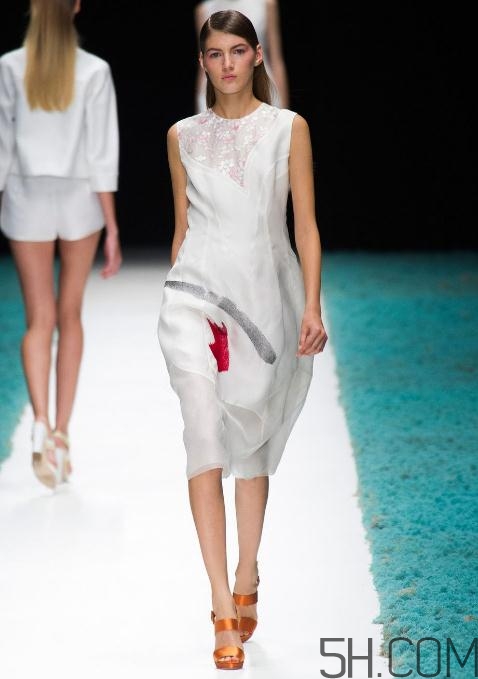 shiatzy chen衣服貴嗎？shiatzy chen服裝價位
